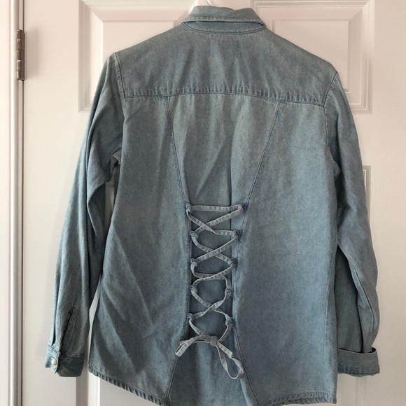 Floral Collared Button Down - Picture 3 of 3